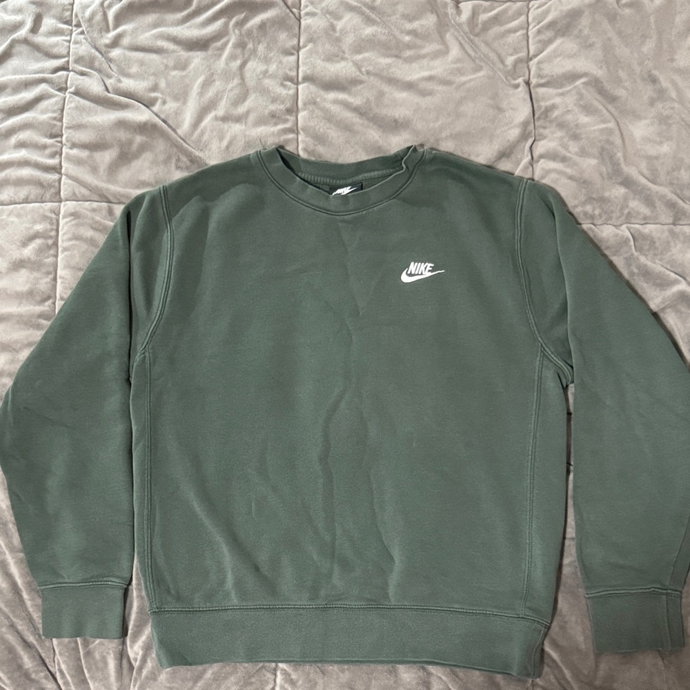 Nike Men's Green Crewneck